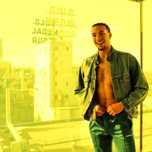 Meet your Posher, Johnnie